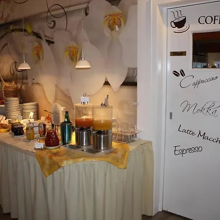 Отель Diekseequell Superior Маленте